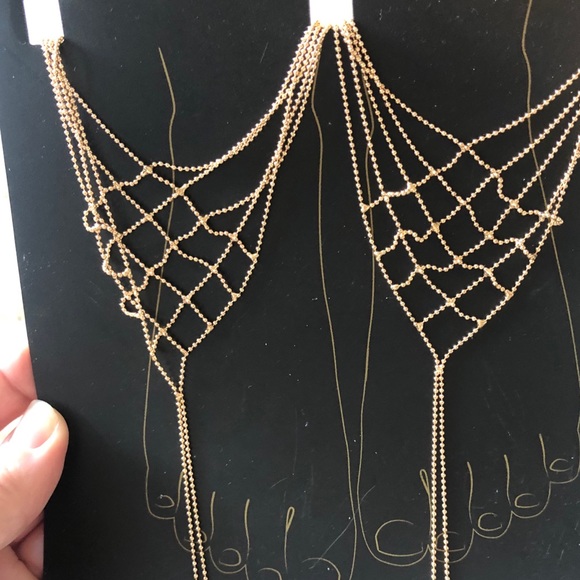 Forever 21 Jewelry - Barefoot sandal jewelry
